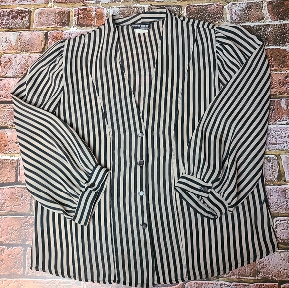 Striped Vintage Button Up - Picture 1 of 3